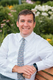 head shot of eric leopold